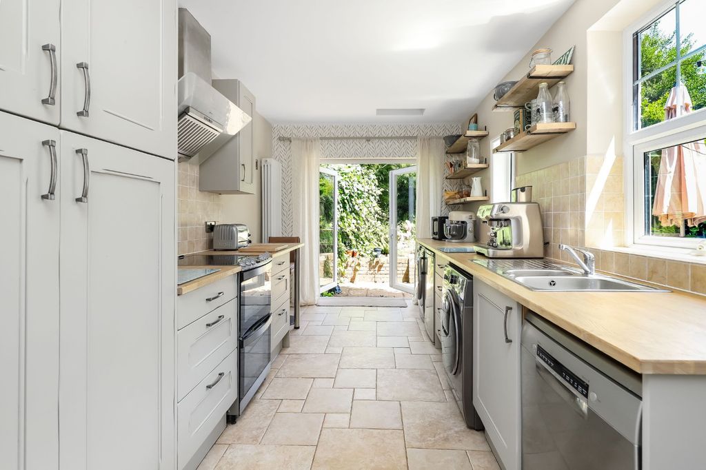 Property photo 2 of 14 Picture No. 03