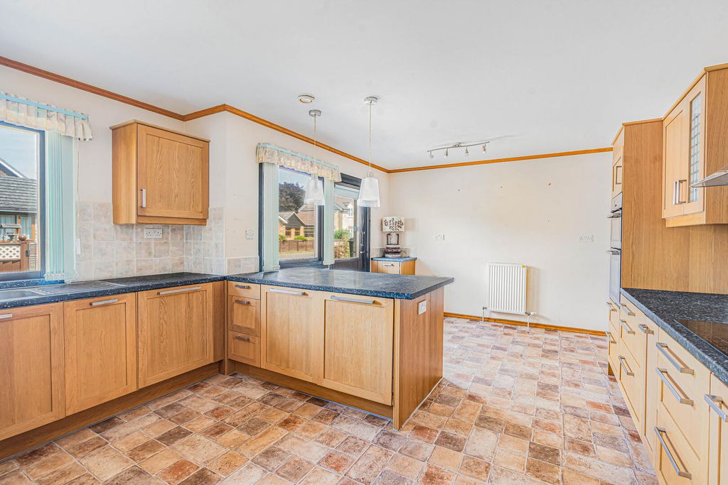 Property photo 2 of 29 29_86110-1.Jpg