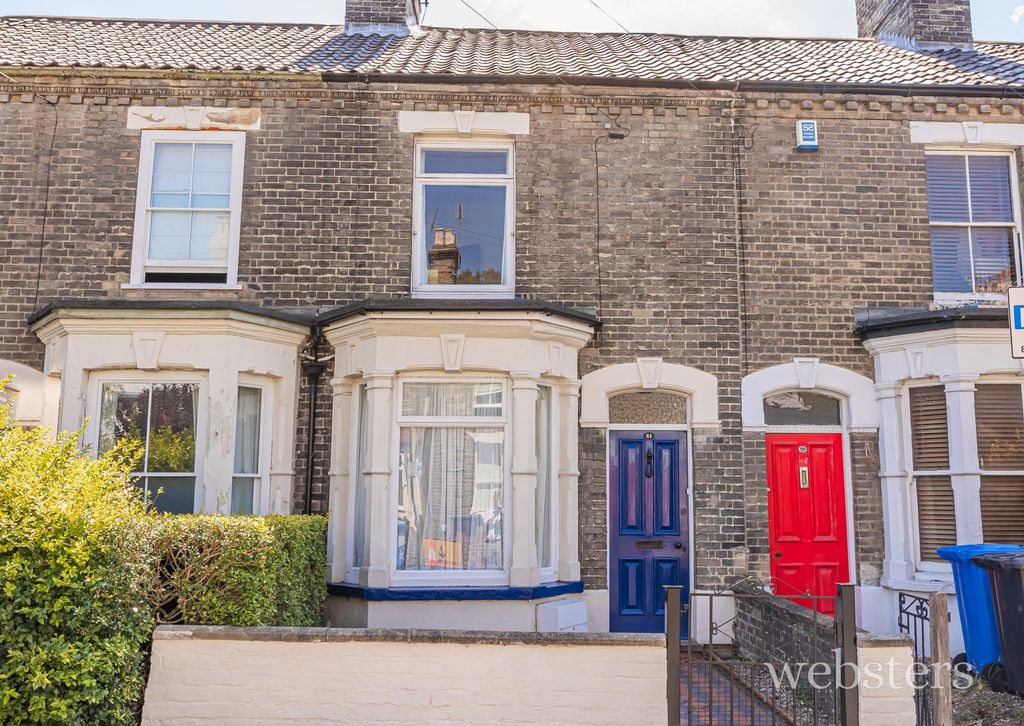Property photo 1 of 14