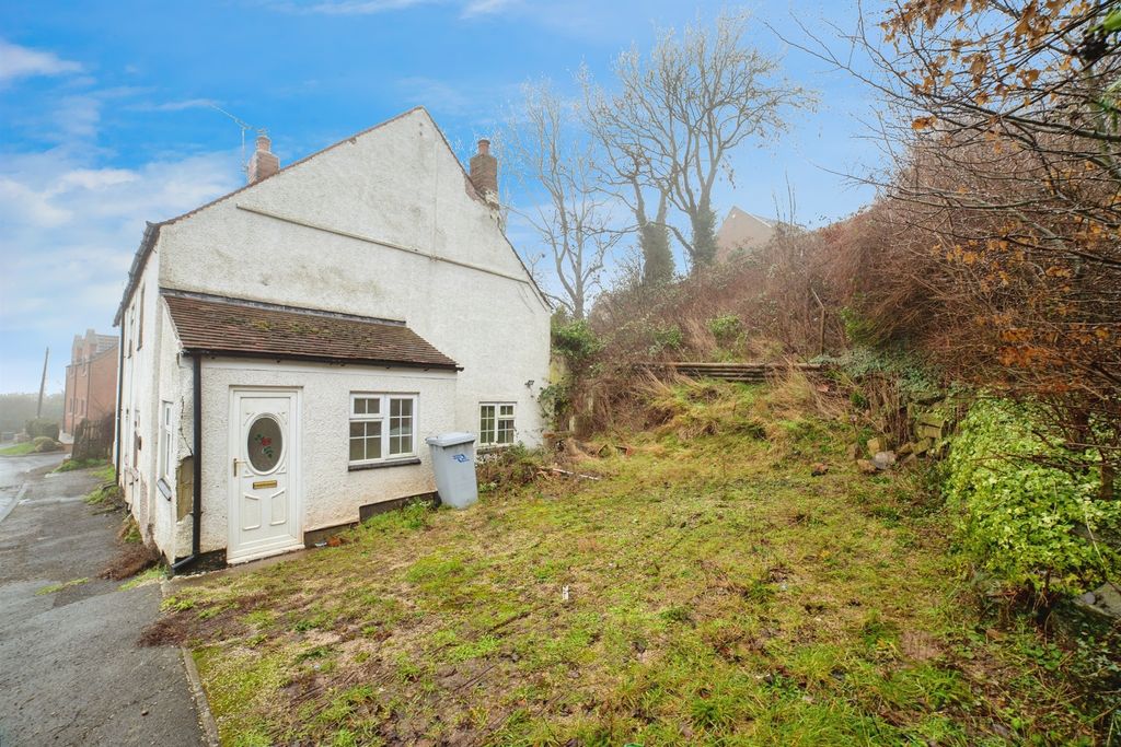 Property photo 2 of 19
