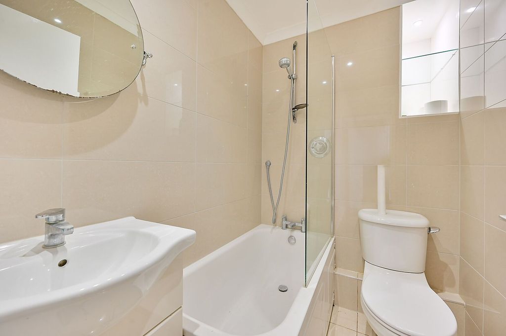 Property photo 2 of 5