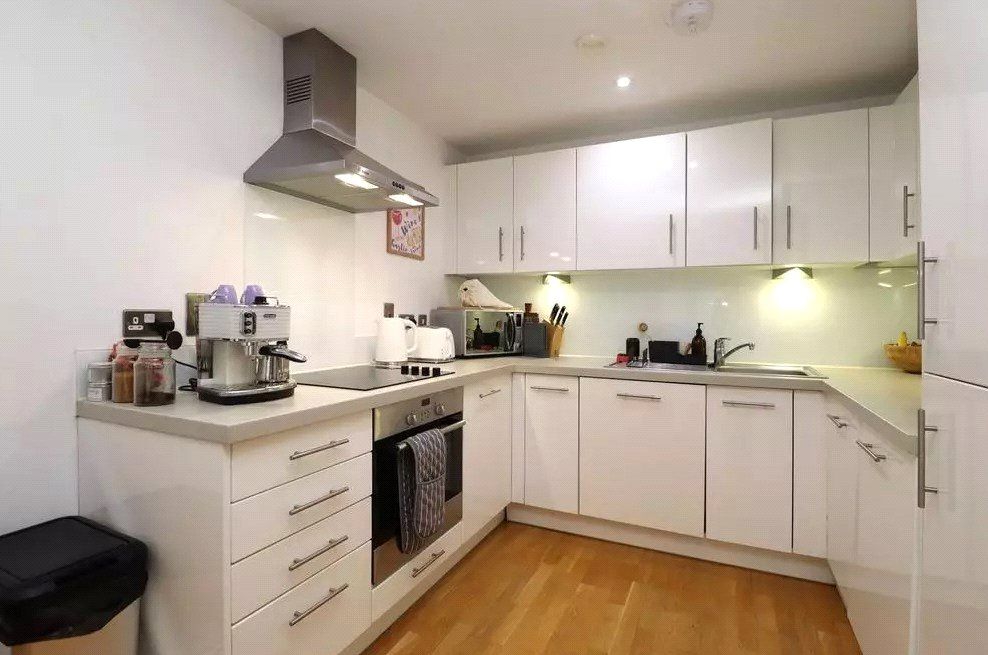 Property photo 2 of 3 Picture No. 01