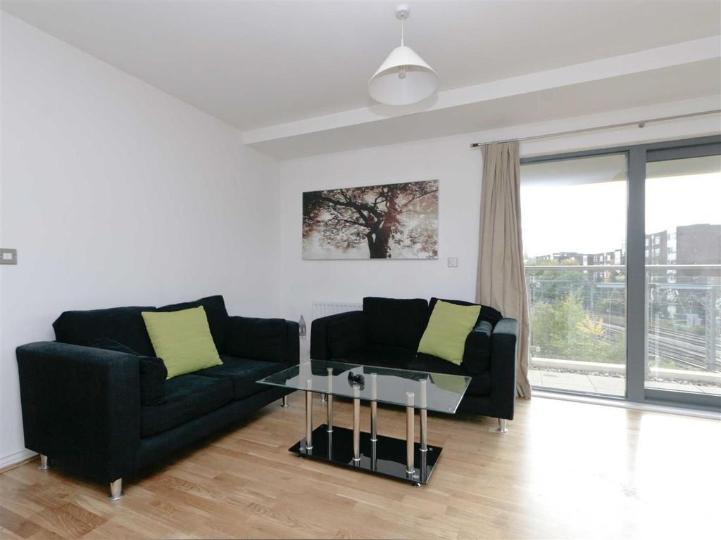 Property photo 2 of 12