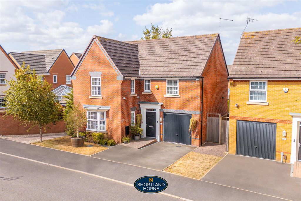 Property photo 1 of 40 Phoebeclose.Jpg