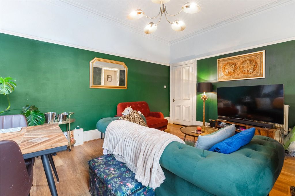 Property photo 3 of 25 Picture No. 24