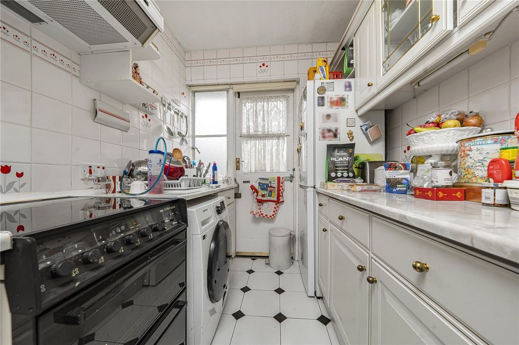 Property photo 3 of 7 Picture No. 17