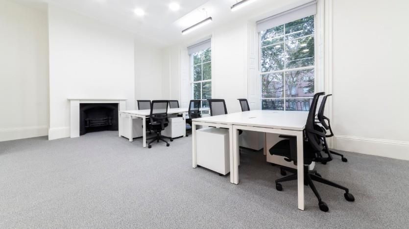 Property photo 2 of 15 Serviced Office, Red Lion Square, Holborn - WC1R|