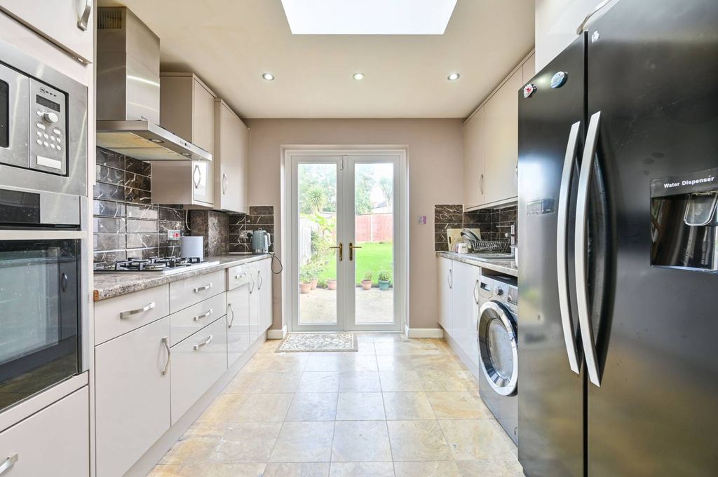 Property photo 1 of 13