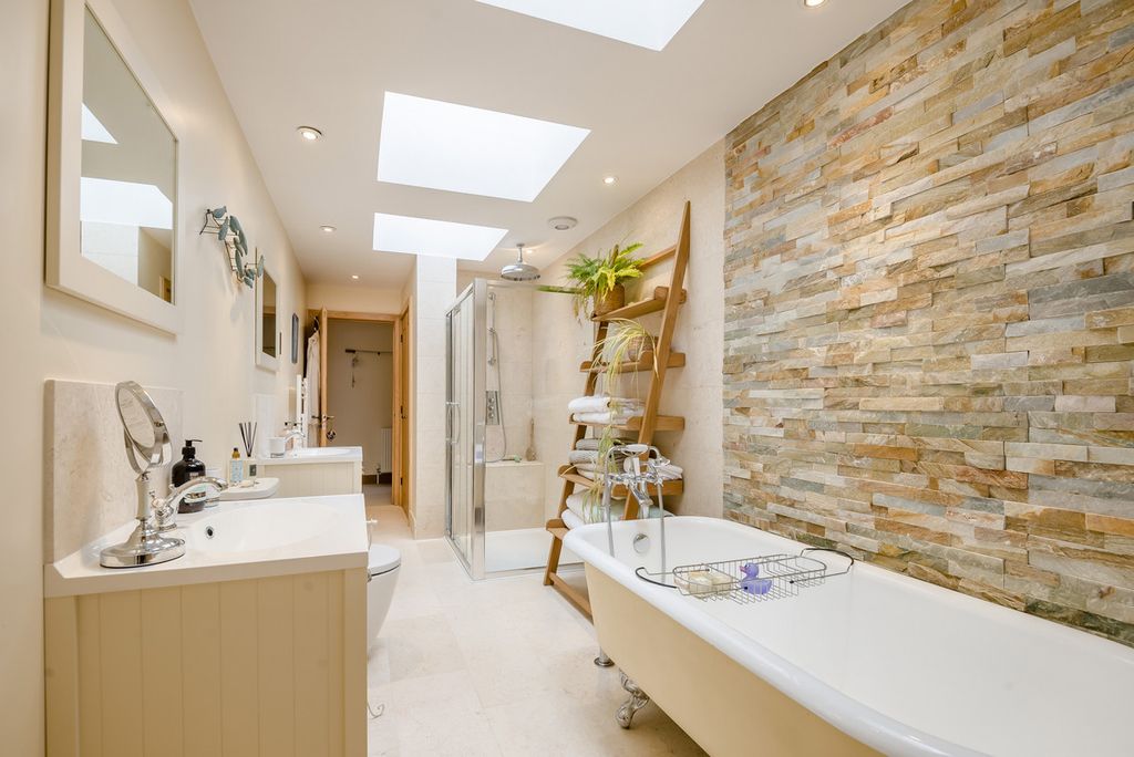 Additional image 18 of 5 bed detached house for saleOld Sodbury, Bristol BS37
