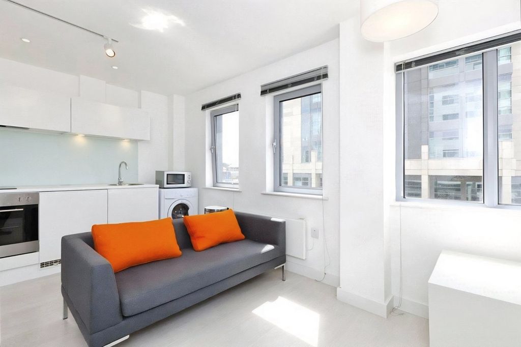 Property photo 1 of 5 Picture No. 11