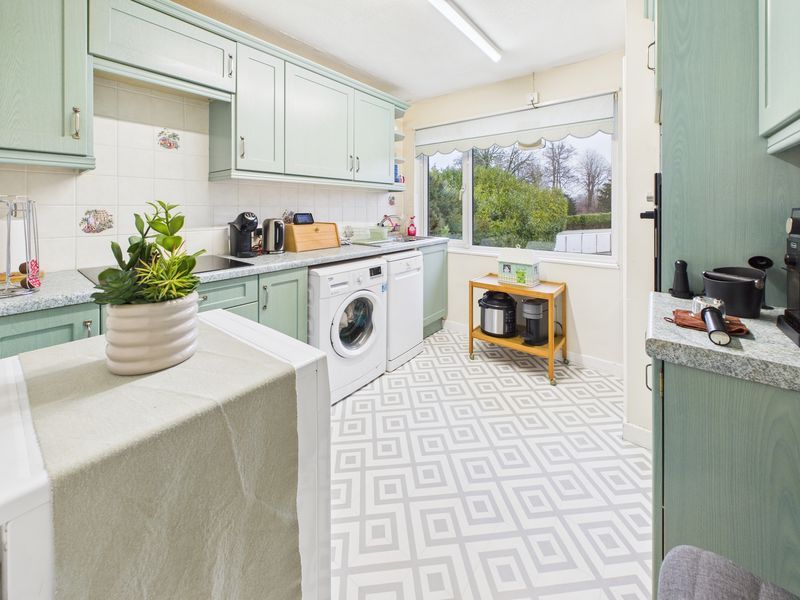 Property photo 3 of 15 Kitchen