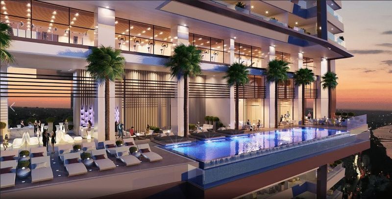 Property photo 2 of 12 10th Floor Pool