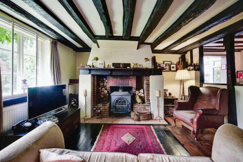 Property photo 2 of 28 Lounge Log Burner