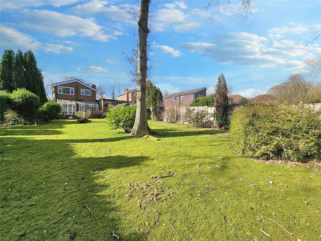 Property photo 1 of 20 Picture No. 21