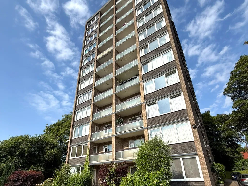 Apartment in Birmingham, West Midlands - View 3