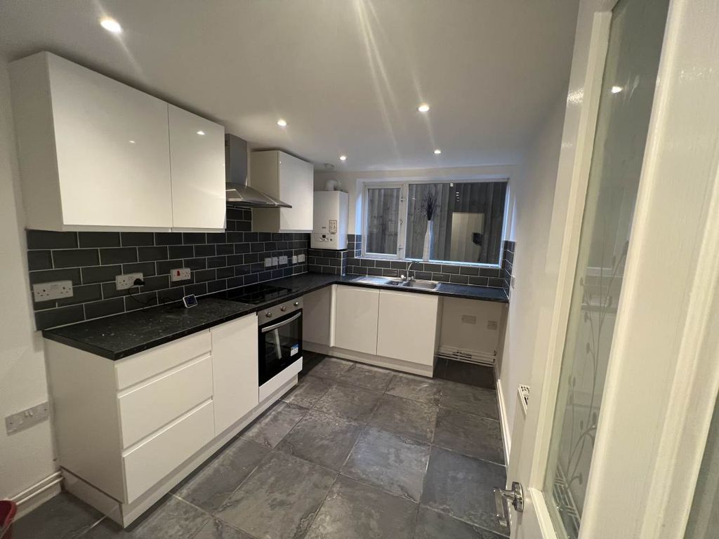 Property photo 2 of 9 Img_6535