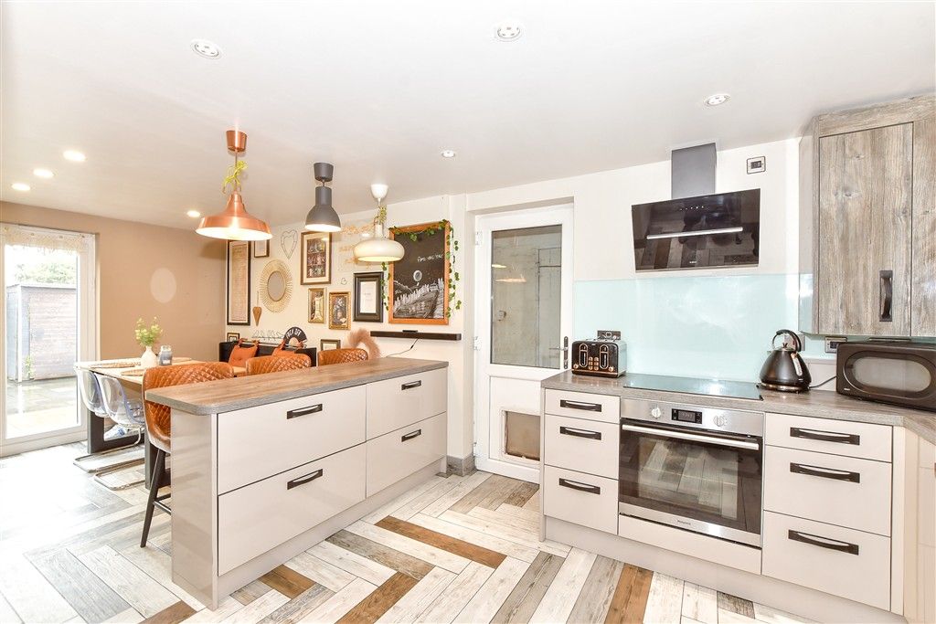 Property photo 3 of 13 Kitchen/Diner