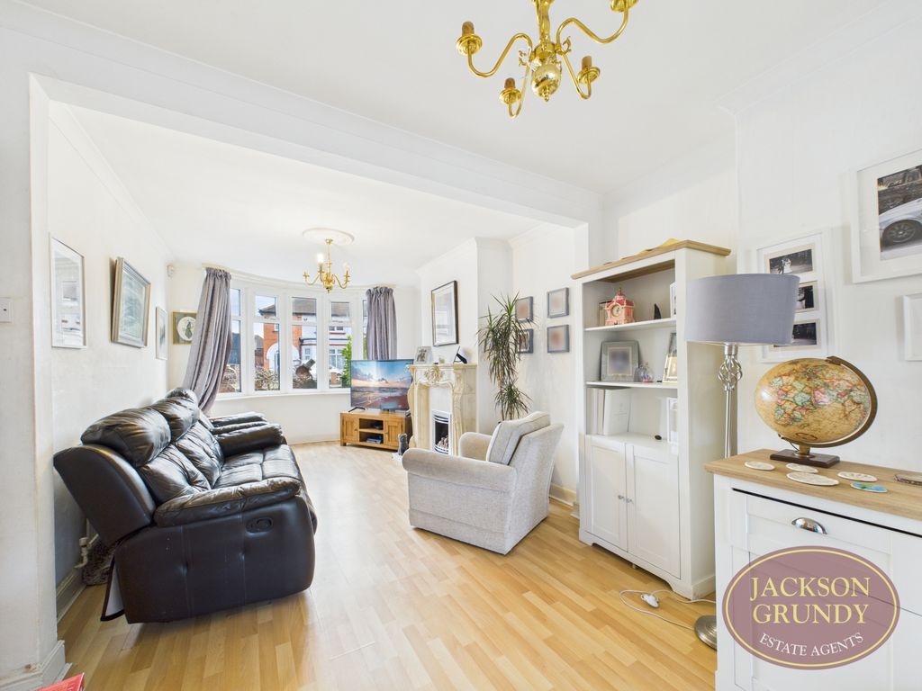 Property photo 2 of 10 The Headlands