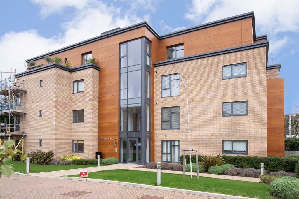 Property photo 1 of 10