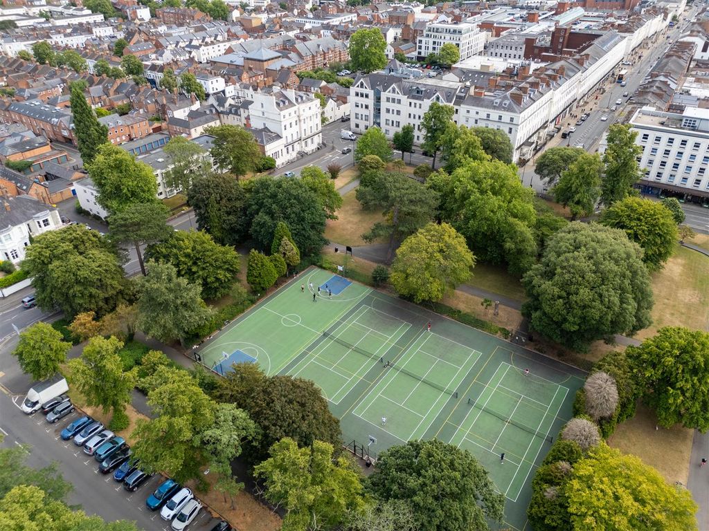 Additional image 27 of 2 bed flat for saleKenilworth Road, Leamington Spa CV32