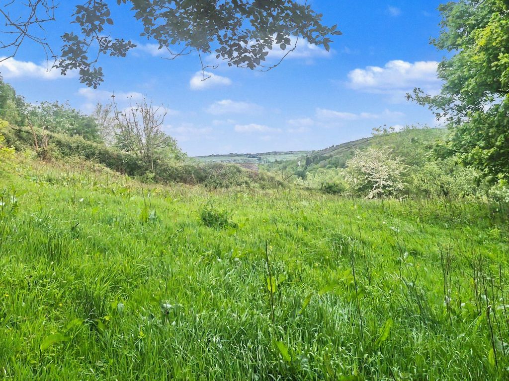 Property photo 1 of 11 Picture No. 28