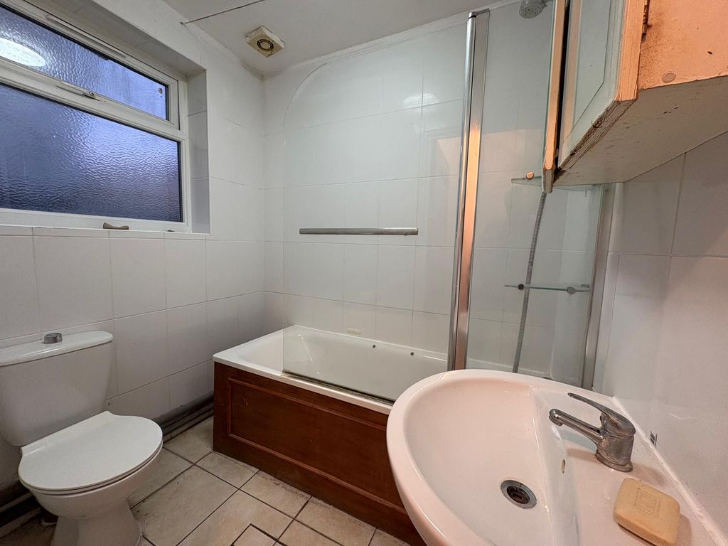 Property photo 3 of 15 Photo-2025-11-27-09-38-16