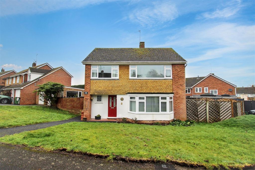 Property photo 1 of 15 Front