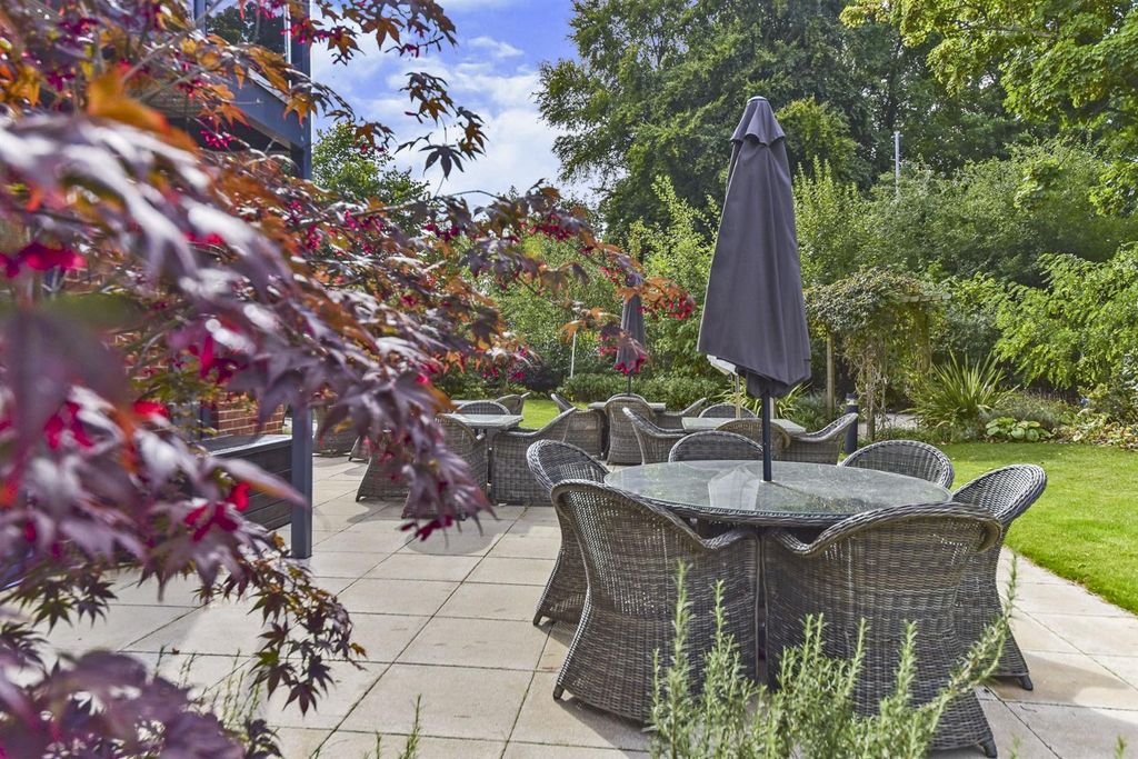 Additional image 21 of 2 bed flat for saleBarleythorpe Road, Rutland LE15