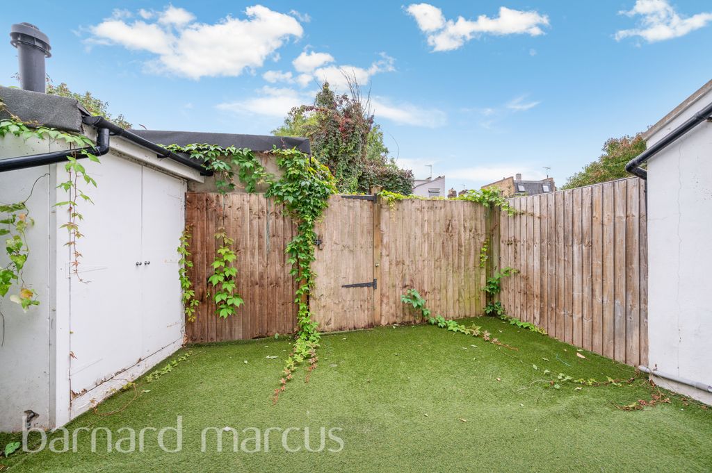 Property photo 3 of 12 Image