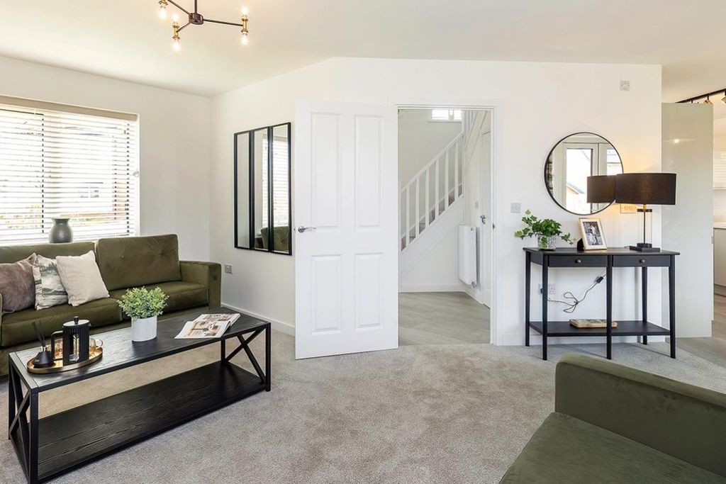 Property photo 3 of 8