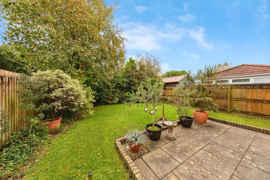 Property photo 3 of 18 Photo