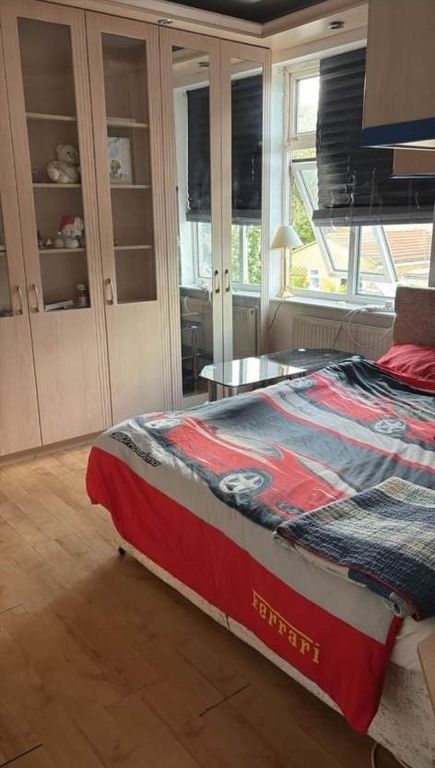 Property photo 1 of 3