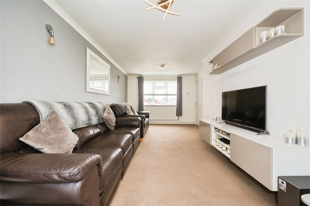 Property photo 2 of 24 Picture No. 28