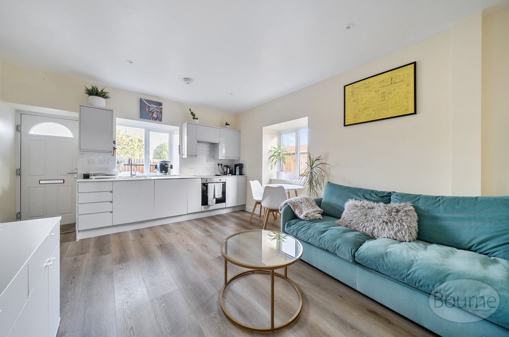 Property photo 3 of 19 445Ab6E3-1Db4-442...