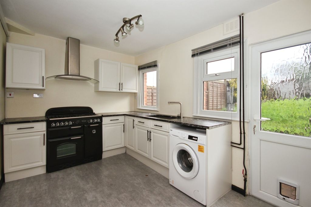 Property photo 3 of 16