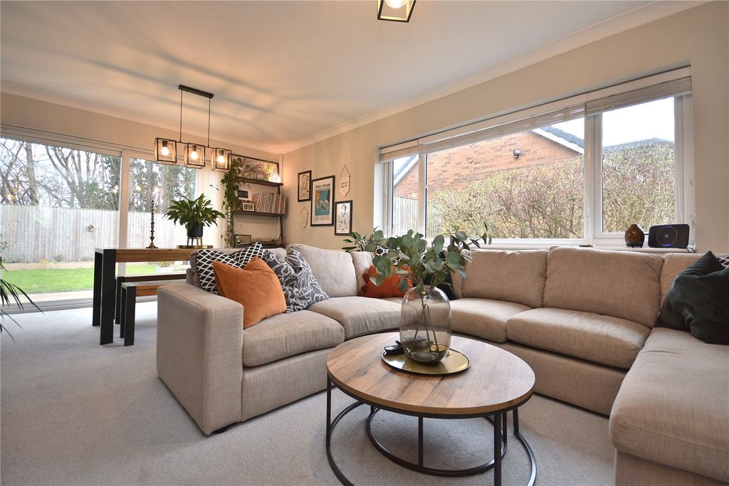 Property photo 2 of 17 Picture No. 08