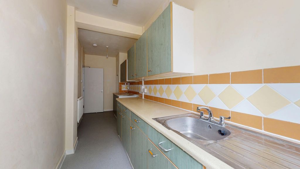 Property photo 3 of 18 18 Erconwald Street, Acton, London, W12 0Bs