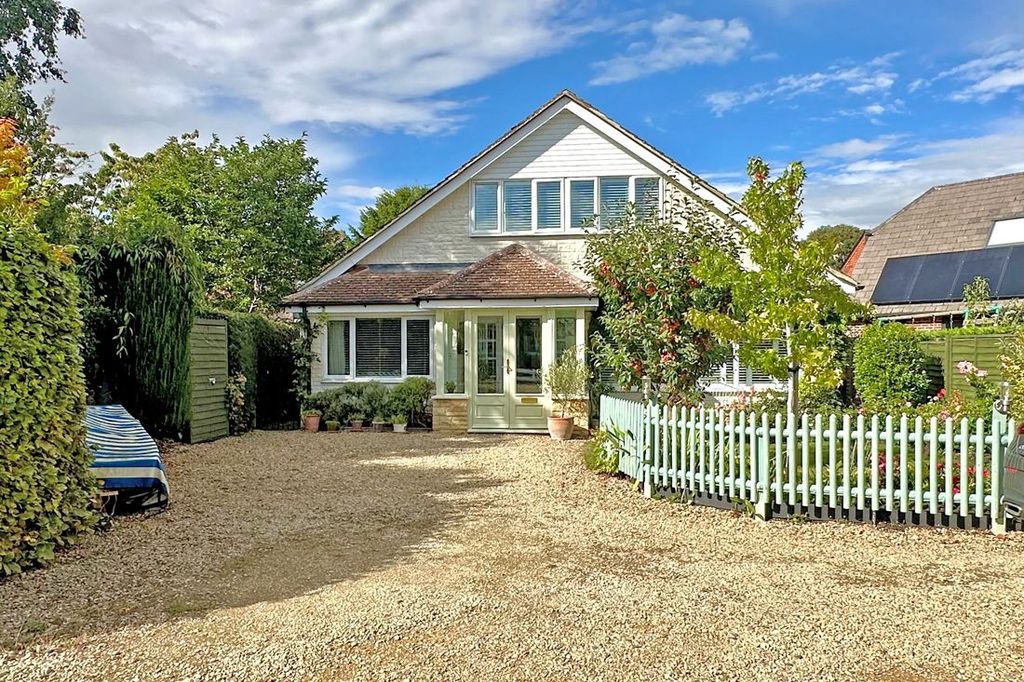 Property photo 1 of 21