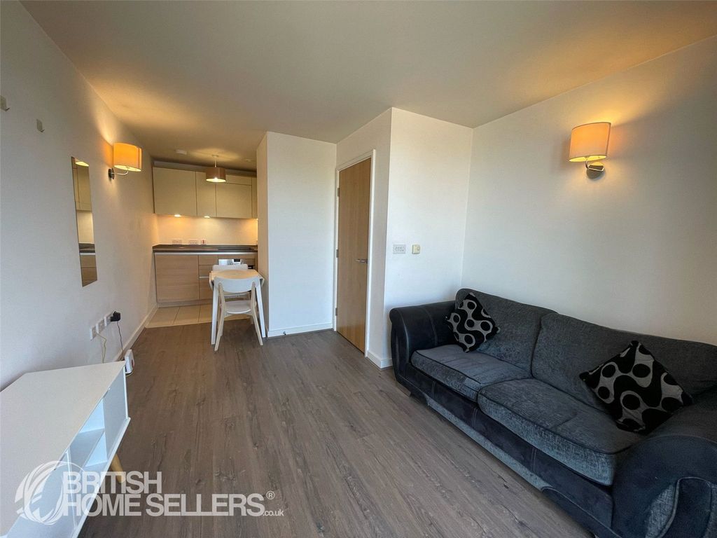 Property photo 2 of 9 Picture No. 05