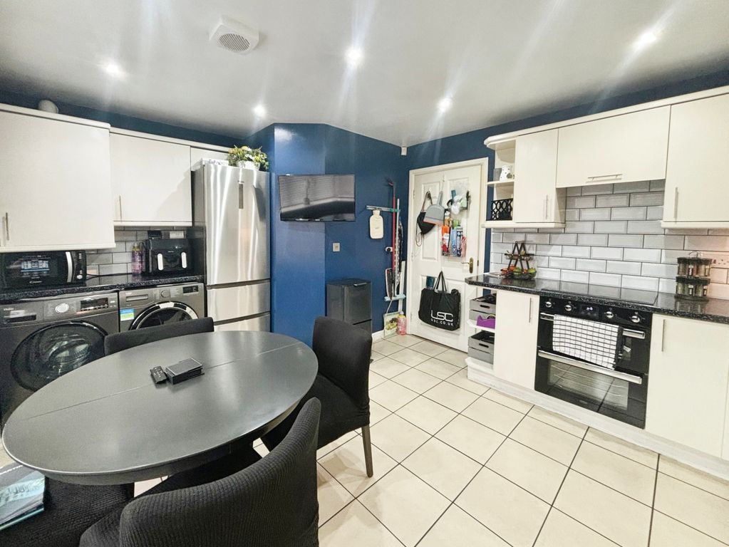 Property photo 3 of 16 9d73F7d4-Img_6756