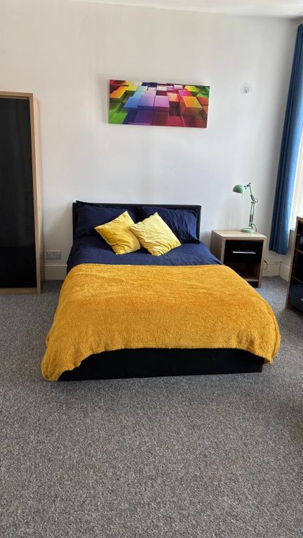 Property photo 1 of 4