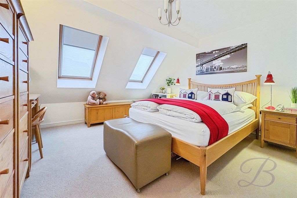 Property photo 2 of 30 21