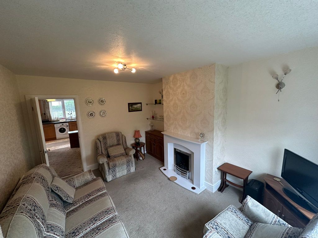 Property photo 2 of 16 Living Room