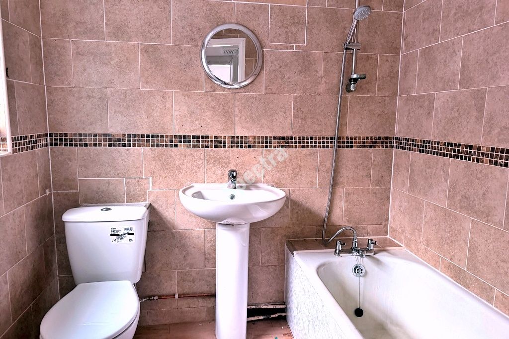 Property photo 2 of 10 Gallery