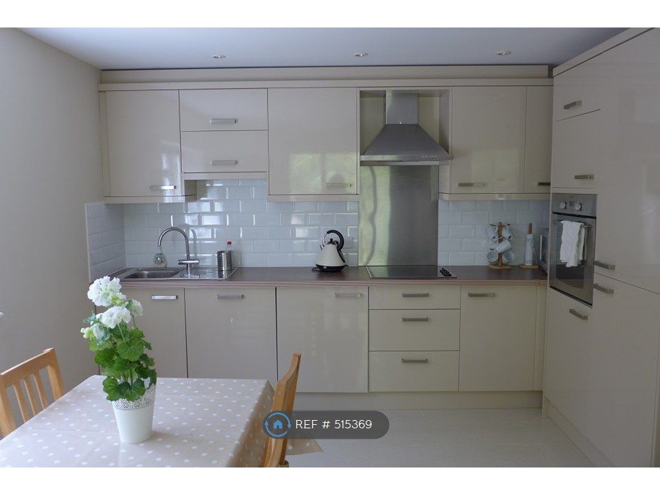 Property photo 3 of 11 Kitchen/Diner