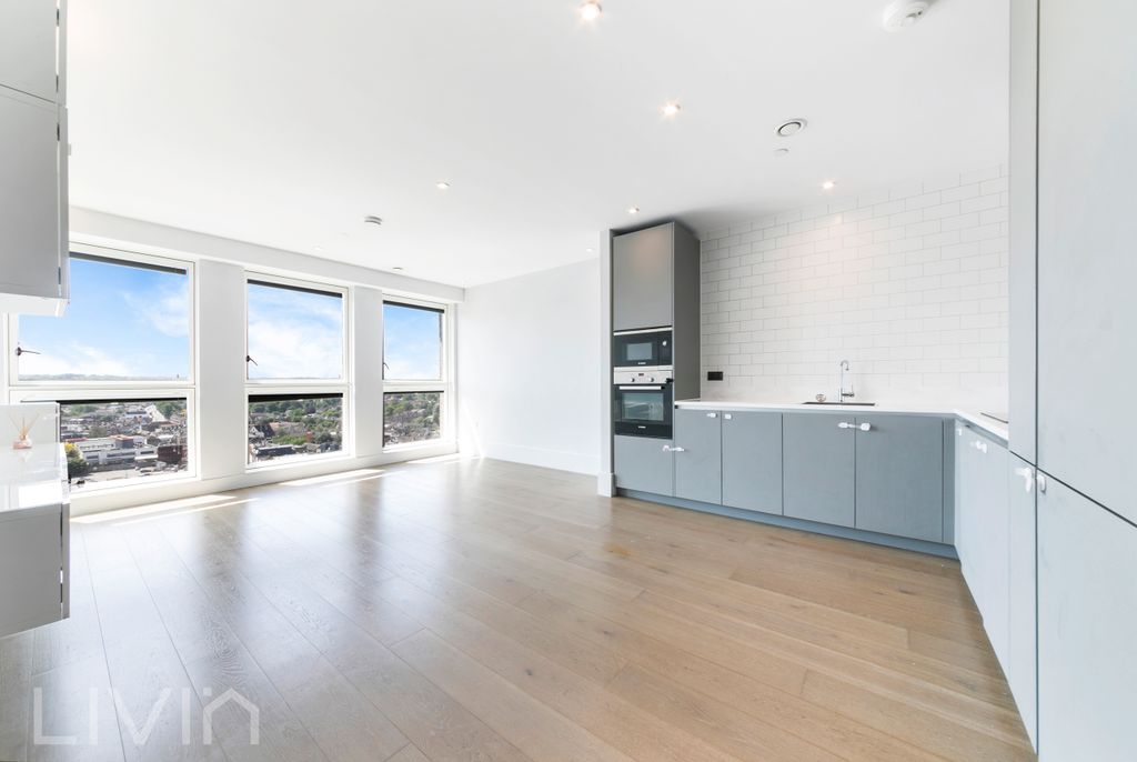 Property photo 3 of 12 2
