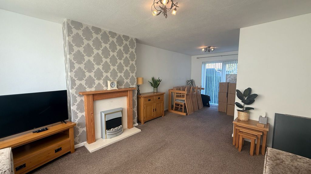 Property photo 2 of 12 Image