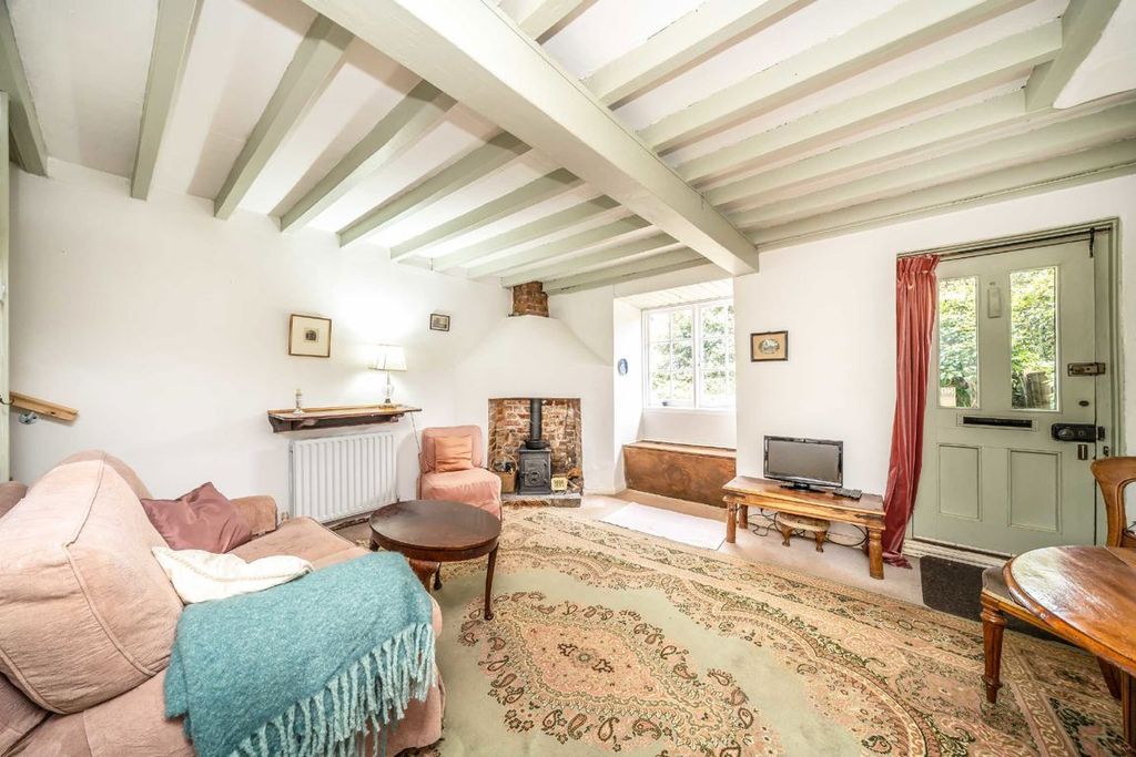 Property photo 2 of 7