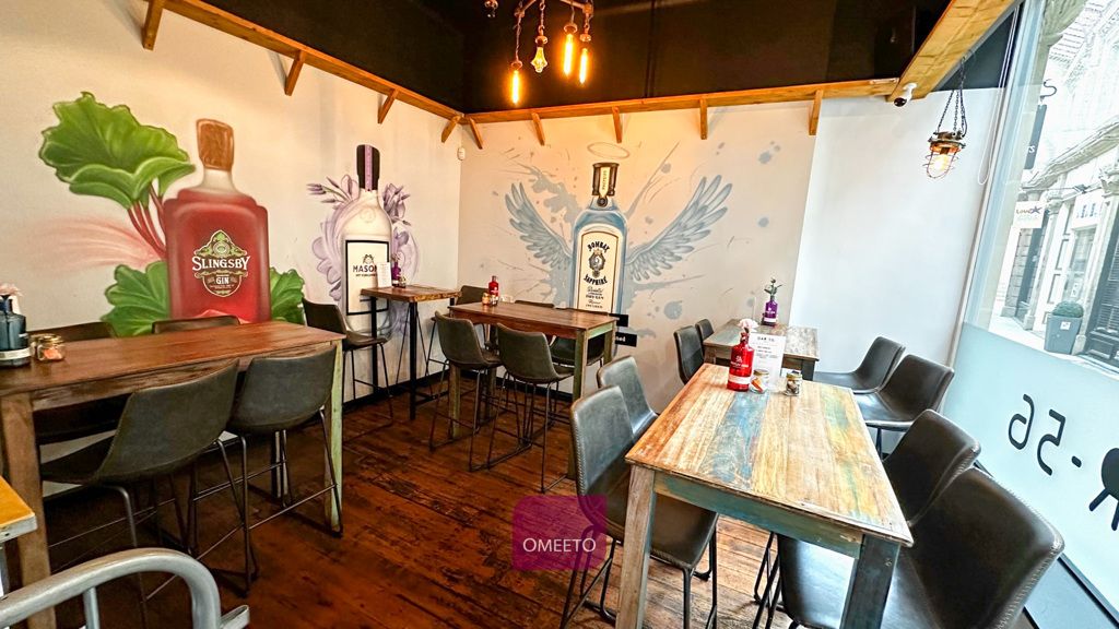 Property photo 3 of 11 Ground Floor Seating Area