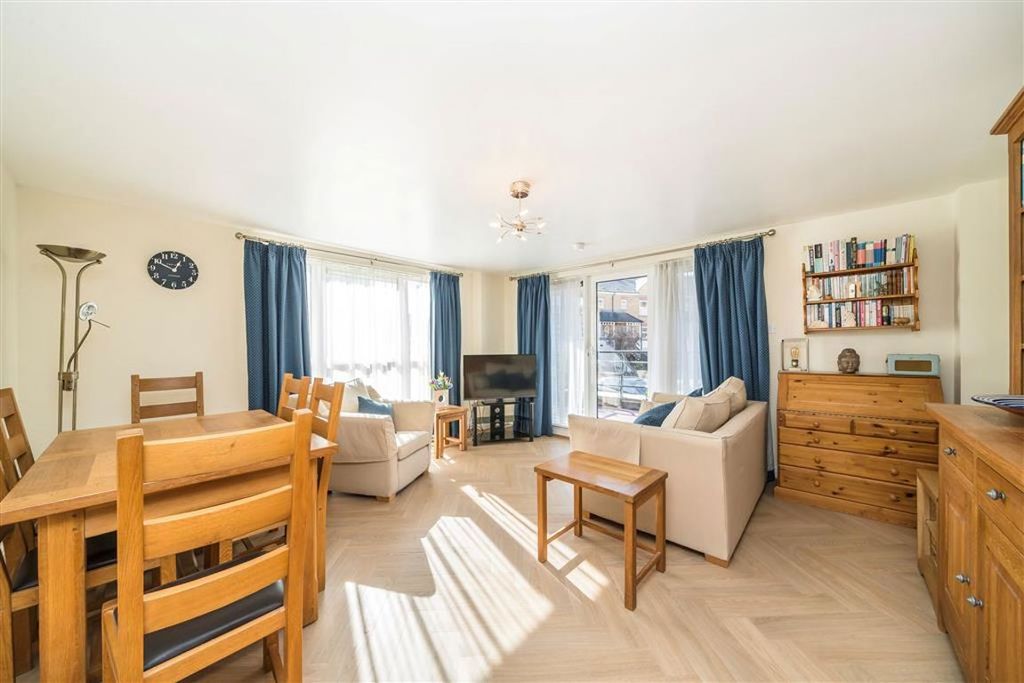 Property photo 1 of 6